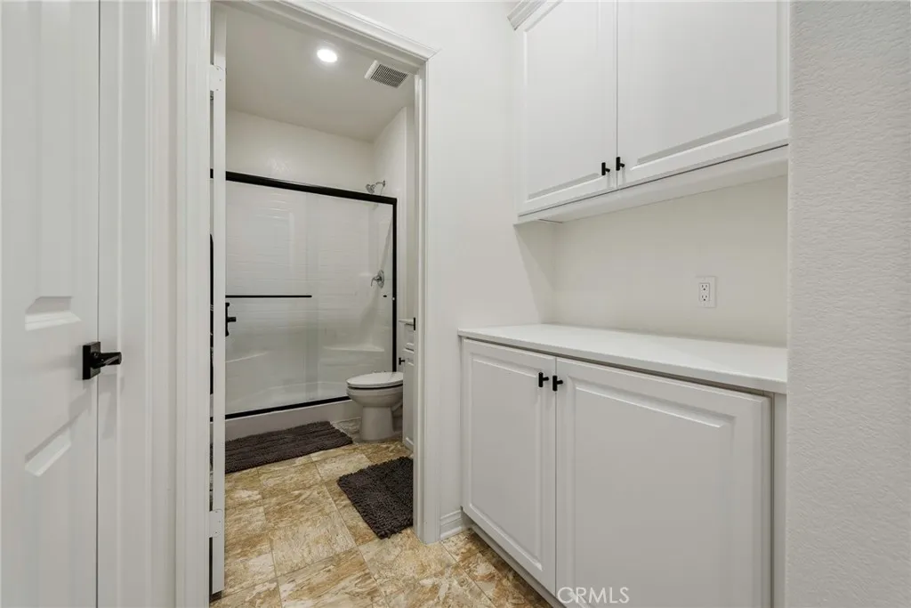 19568 Sunkissed Ridge Drive, Riverside, California 92507 home-pic-11